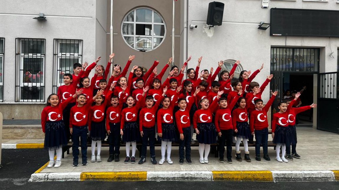 Çanakkale Zaferi'nin 108. Yıldönümü Münasebetiyle Okulumuzda 18 Mart Çanakkale Zaferi ve Şehitleri Anma Programı Gerçekleştirildi